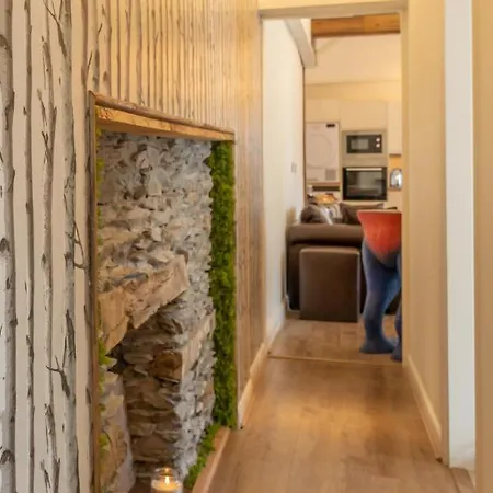 Lakes Boutique Hostal