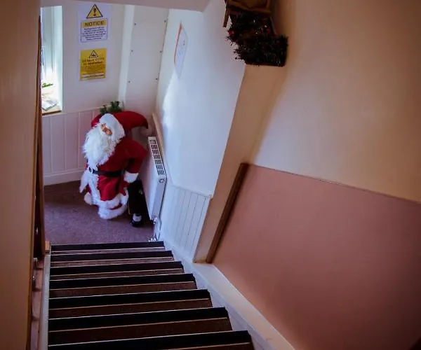 Lakes Boutique بيت شباب *