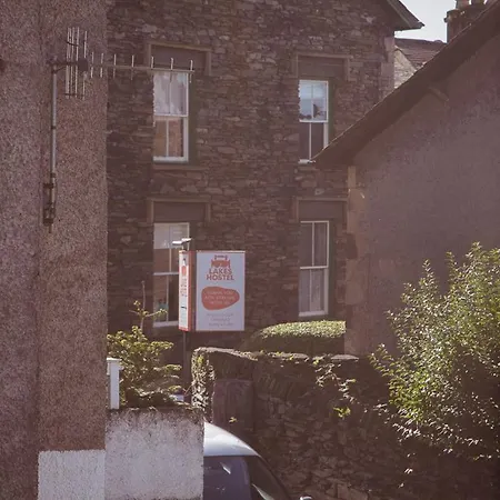 Lakes Boutique Hostel