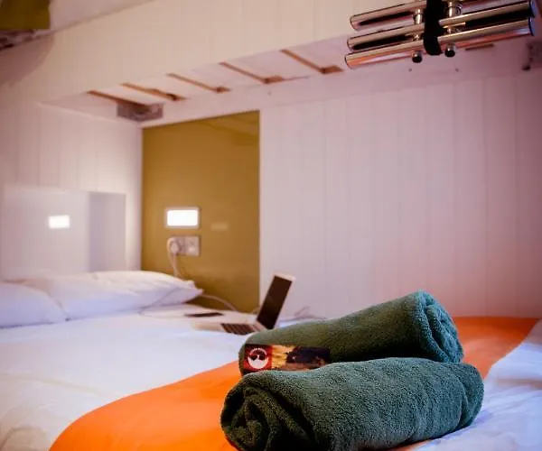 Hostel Lakes Boutique *