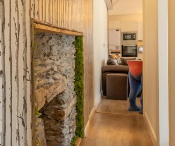 Lakes Boutique Hostel